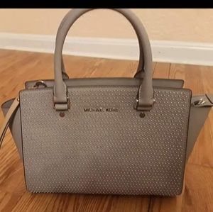 Michael kors handbag